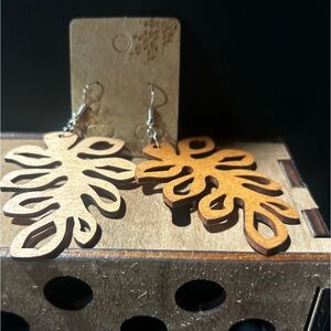 Boho Wood Leaf Earrings Lightweight Natural Wooden Dangle Earrings new trendy